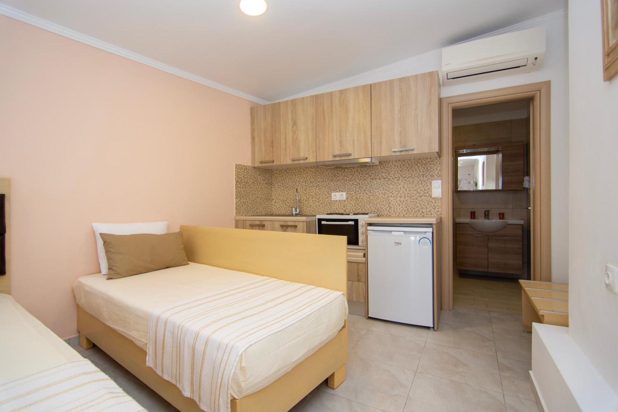 Hotelsunnybeachgr Perdika  Exterior photo