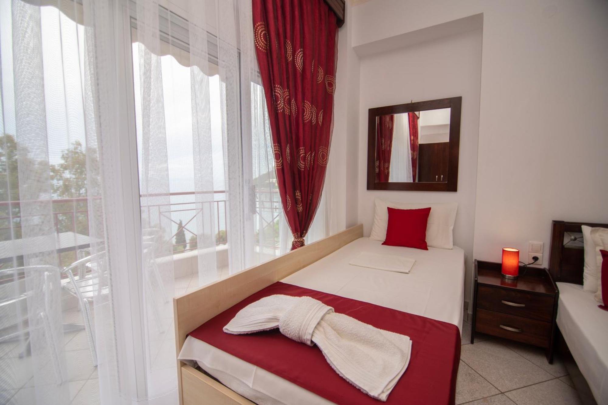 Hotelsunnybeachgr Perdika  Exterior photo